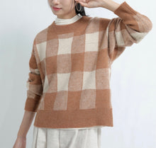 画像をギャラリービューアに読み込む, Plaid cropped knit
